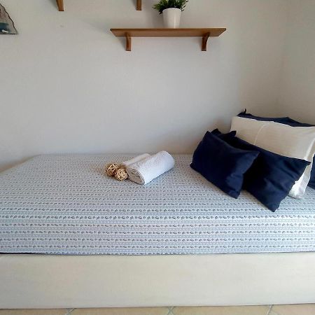 Seaside Villa Clio Никити Екстериор снимка